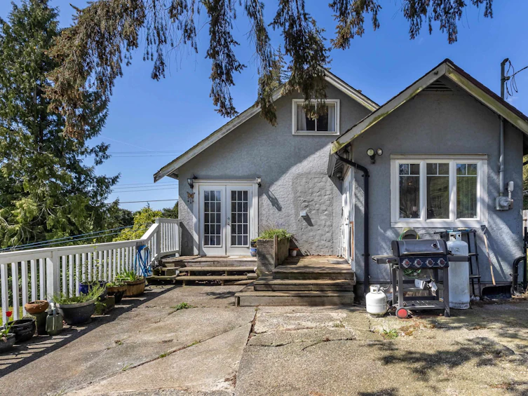 1010 Joe Road, Roberts Creek, BC, V0N 2W5 - 22