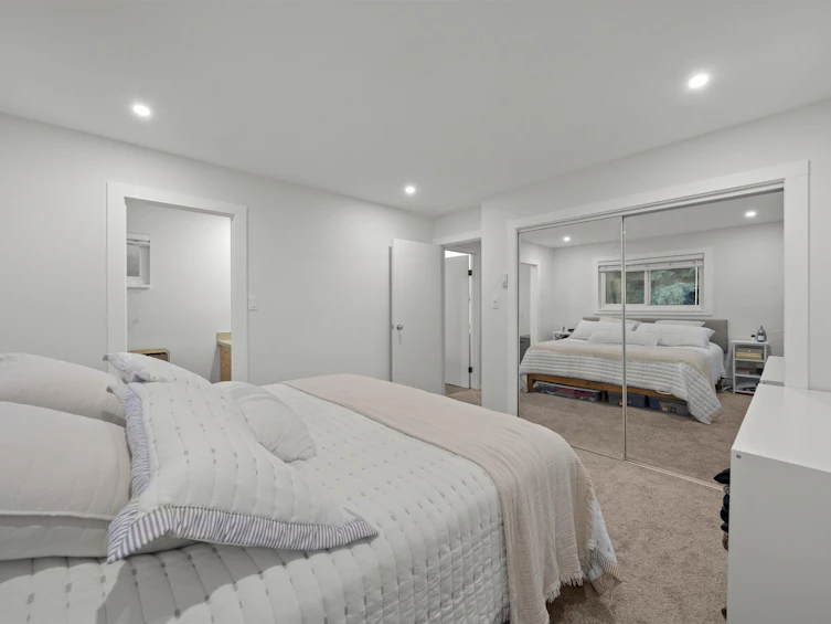 13507 15 Avenue, Surrey, BC, V4A 5H4 - 14