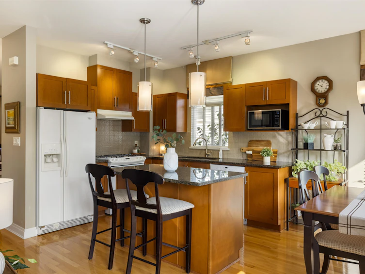 25-15188 62a Avenue, Surrey, BC, V3S 1W7 - 8