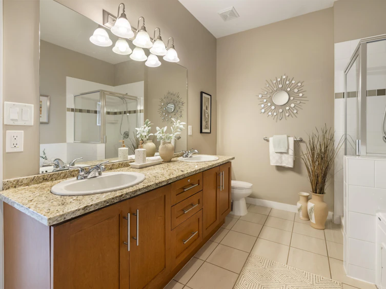 25-15188 62a Avenue, Surrey, BC, V3S 1W7 - 15