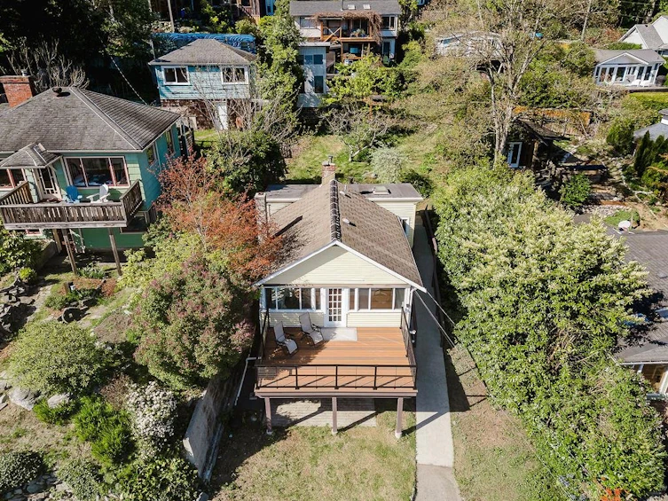 462 Central Avenue, Gibsons, BC, V0N 1V1 - 6