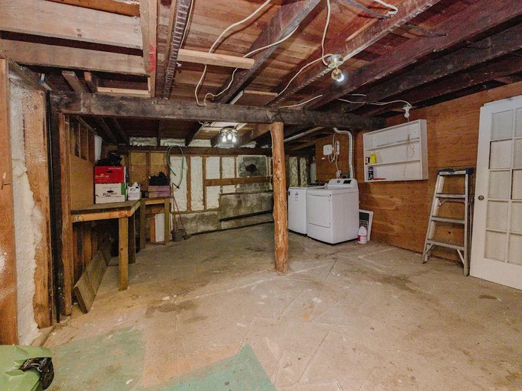 462 Central Avenue, Gibsons, BC, V0N 1V1 - 38