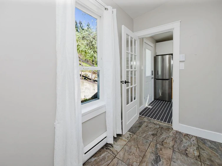 462 Central Avenue, Gibsons, BC, V0N 1V1 - 14