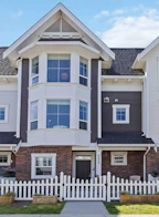 5529 Driftwood Street