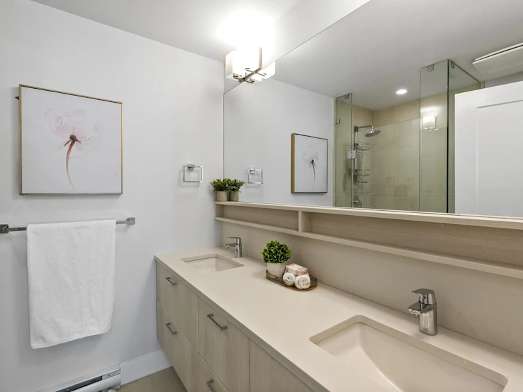 104-9718 161a Street, Surrey, BC, V4N 6S7 - 14