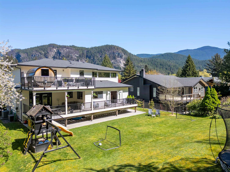 1422 Maple Crescent, Squamish, BC, V0N 1H0 - 38