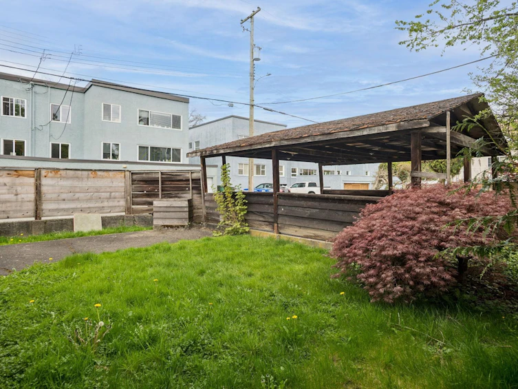 481 W 21st Avenue, Vancouver, BC, V5Y 2E6 - 7