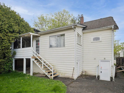 481 W 21st Avenue - 4