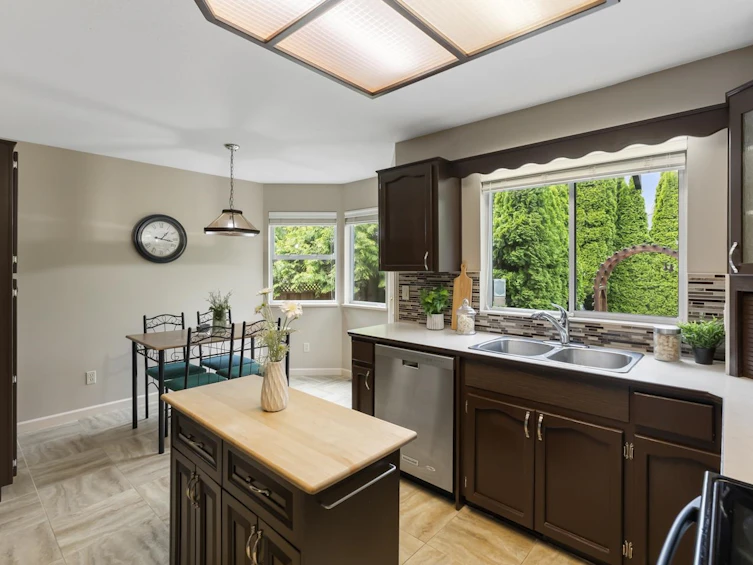 8129 154b Street, Surrey, BC, V3S 7X9 - 12