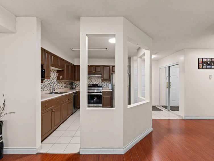 306-12101 80 Avenue, Surrey, BC, V3W 5V6 - 8