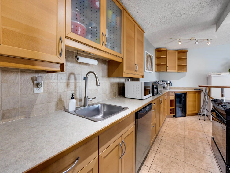 705-6689 Willingdon Avenue, Burnaby, BC, V5H 3Y8 - 8