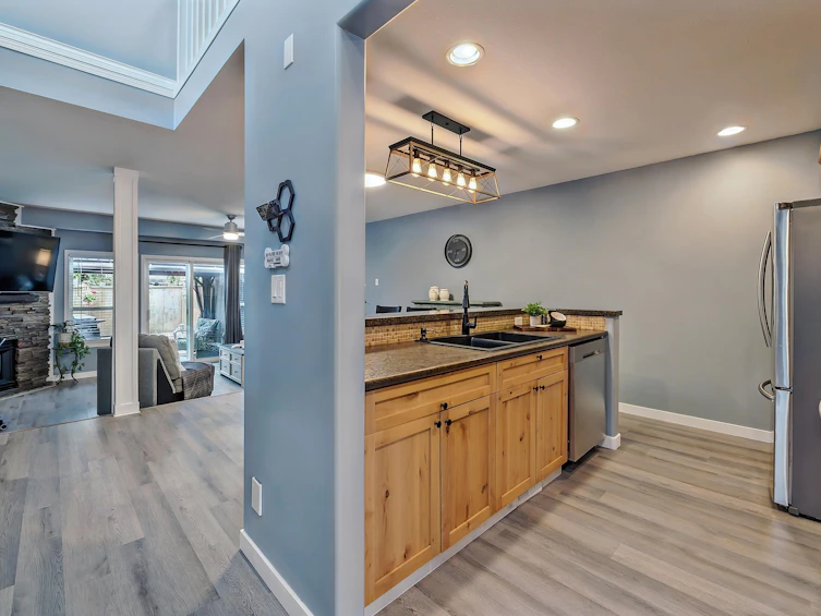 4-46277 Cessna Drive, Chilliwack, BC, V2P 1A7 - 32