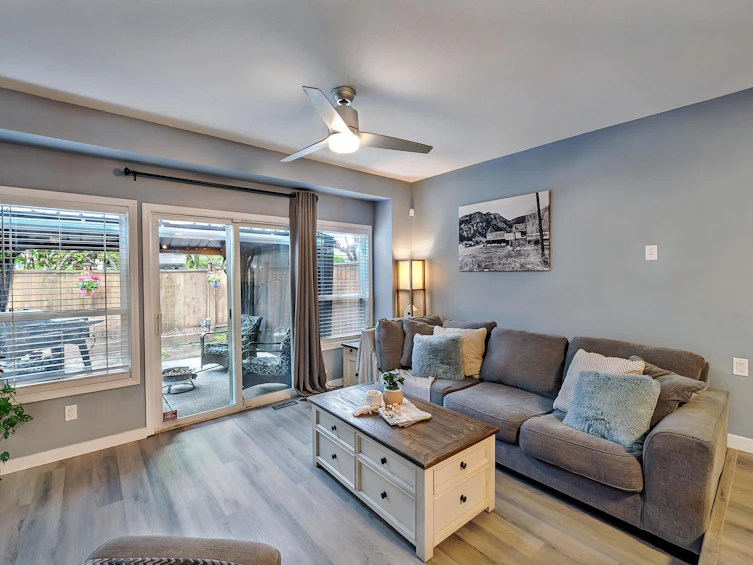 4-46277 Cessna Drive, Chilliwack, BC, V2P 1A7 - 5