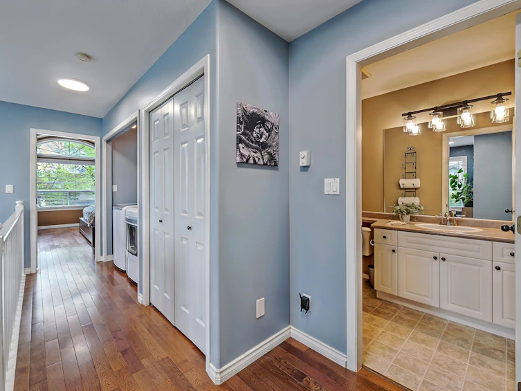 4-46277 Cessna Drive, Chilliwack, BC, V2P 1A7 - 18