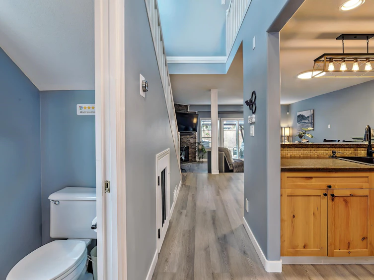 4-46277 Cessna Drive, Chilliwack, BC, V2P 1A7 - 31