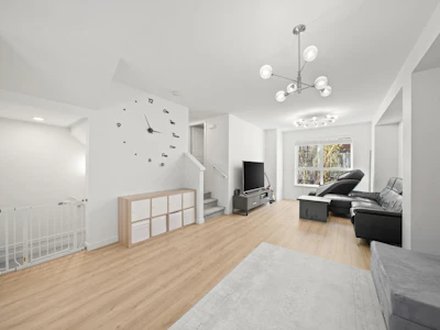 31-10311 River Drive - 5