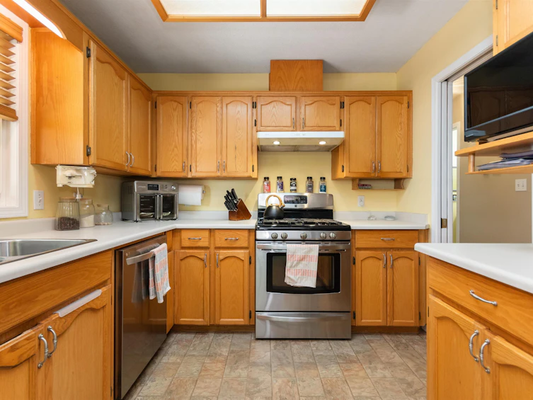 21454 Richmond Drive, Hope, BC, V0X 1L1 - 12