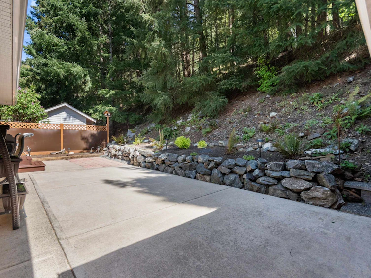 21454 Richmond Drive, Hope, BC, V0X 1L1 - 25