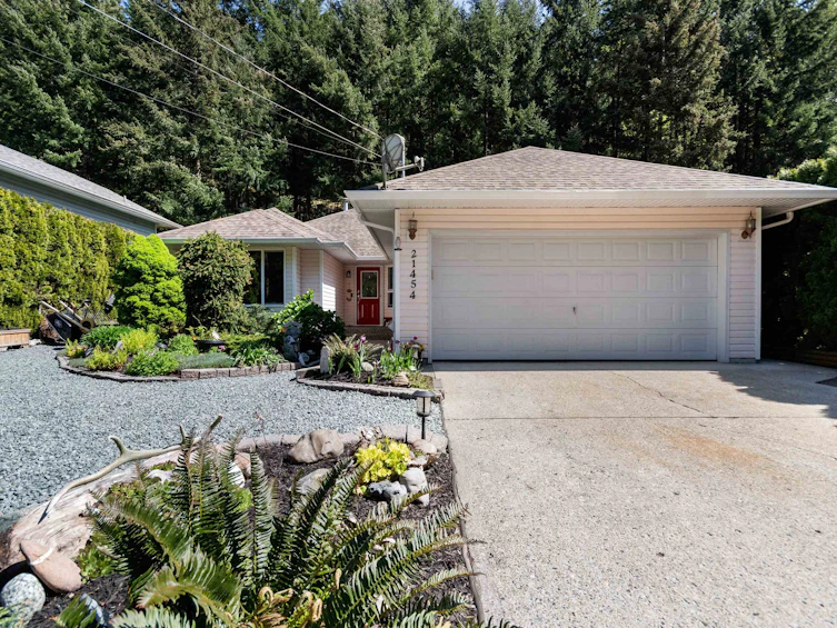 21454 Richmond Drive, Hope, BC, V0X 1L1