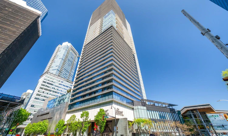 2705-1011 W Cordova Street
