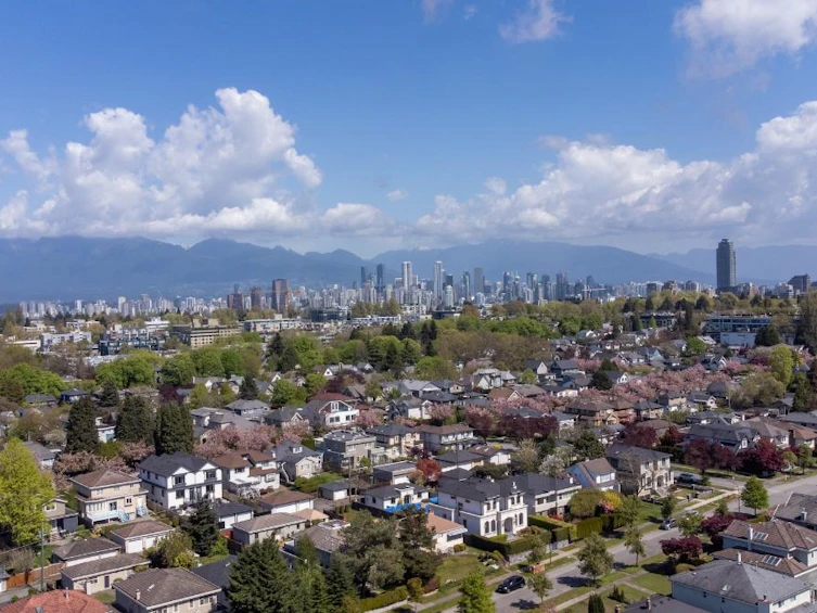 2396 W 18th Avenue, Vancouver, BC, V6L 1A8 - 37