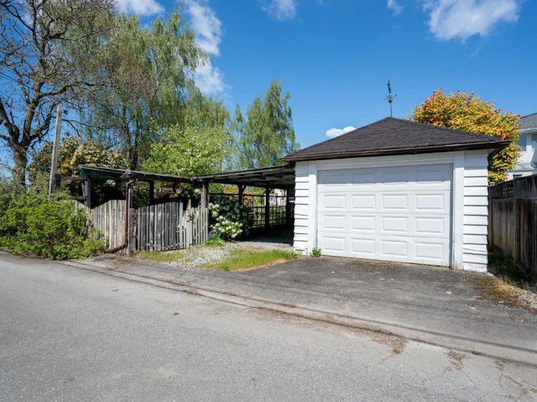 2396 W 18th Avenue, Vancouver, BC, V6L 1A8 - 30