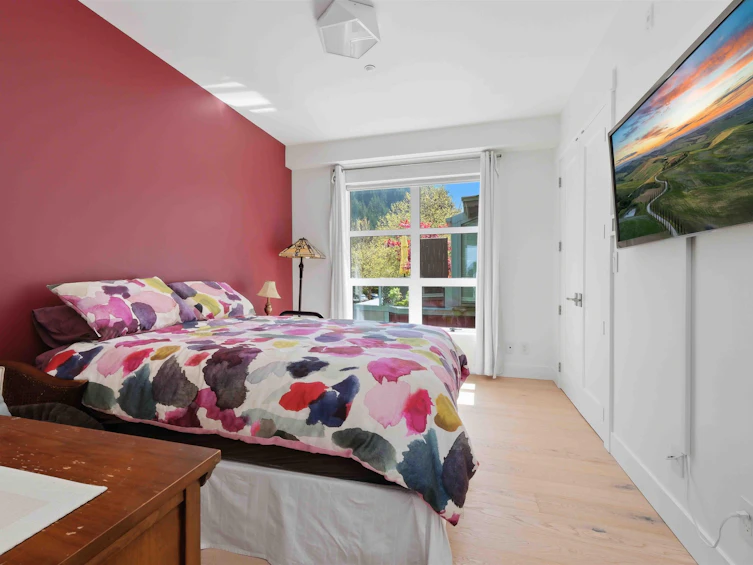 PH 1-6688 Royal Avenue, West Vancouver, BC, V7W 2B9 - 16
