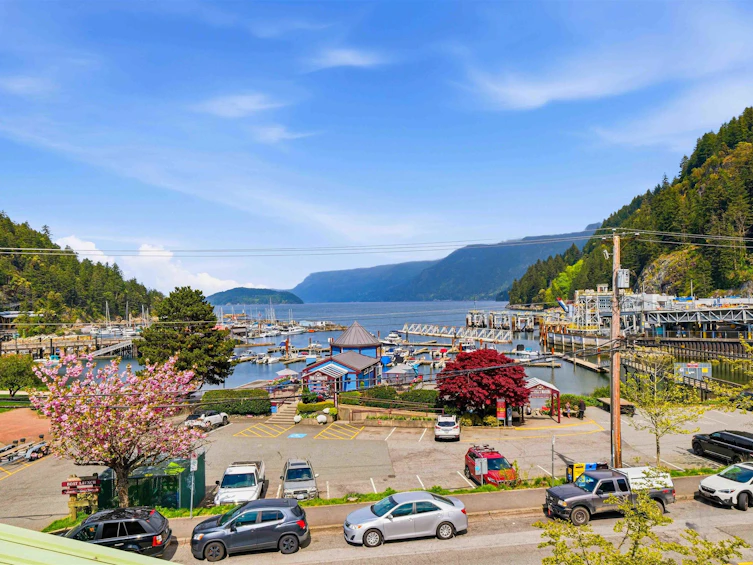 PH 1-6688 Royal Avenue, West Vancouver, BC, V7W 2B9 - 25