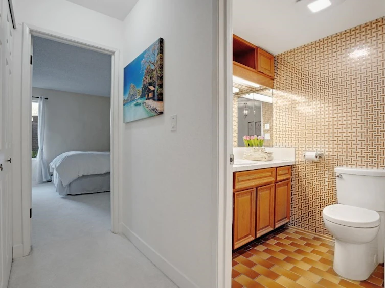 109-3875 W 4th Avenue, Vancouver, BC, V6R 4H8 - 12