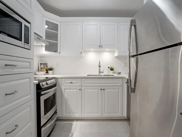 109-3875 W 4th Avenue, Vancouver, BC, V6R 4H8 - 10