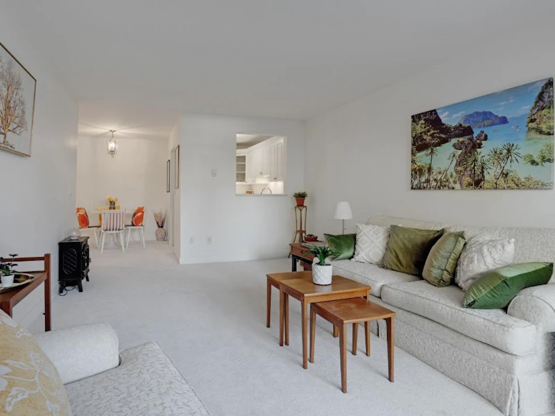 109 - 3875 W 4th Avenue, Vancouver BC V6R 4H8