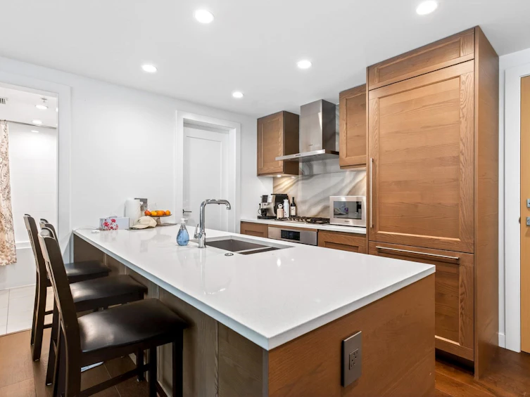 204-5629 Birney Avenue, Vancouver, BC, V6S 0L5 - 3