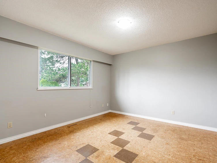 605 Waterloo Drive, Port Moody, BC, V3H 3K9 - 12