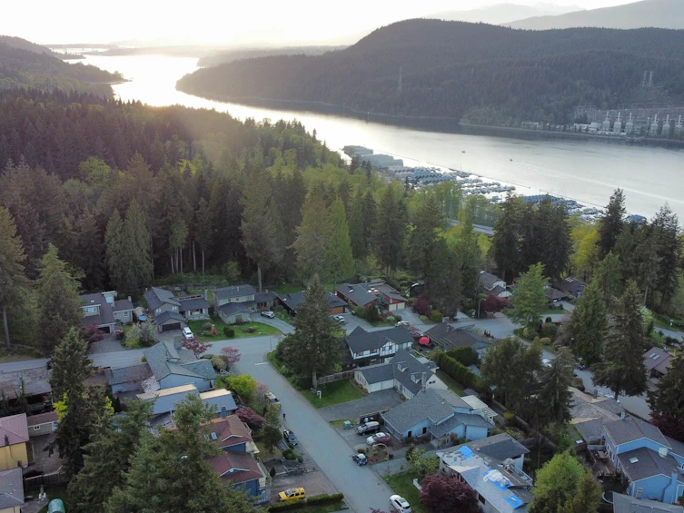 605 Waterloo Drive, Port Moody, BC, V3H 3K9 - 37