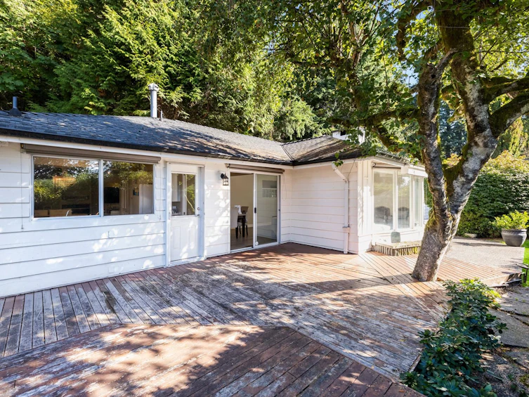 4110 Burkeridge Place, West Vancouver, BC, V7V 3M9