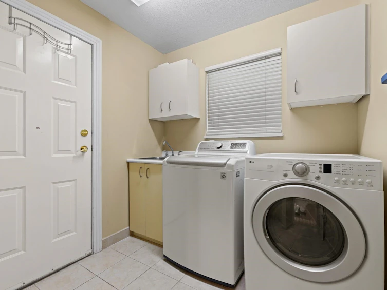 1908 Ocean Wind Drive, Surrey, BC, V4A 9P2 - 24