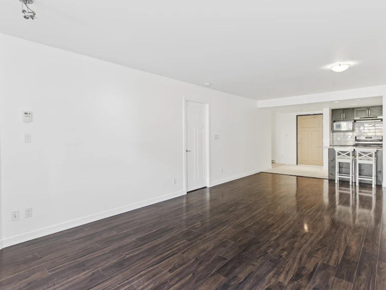 203-1212 Main Street, Squamish, BC, V8B 0A6 - 12