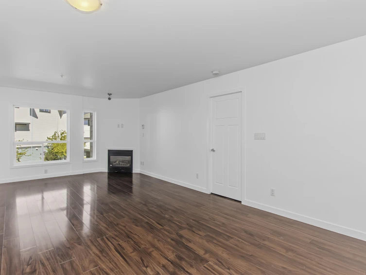 203-1212 Main Street, Squamish, BC, V8B 0A6 - 10