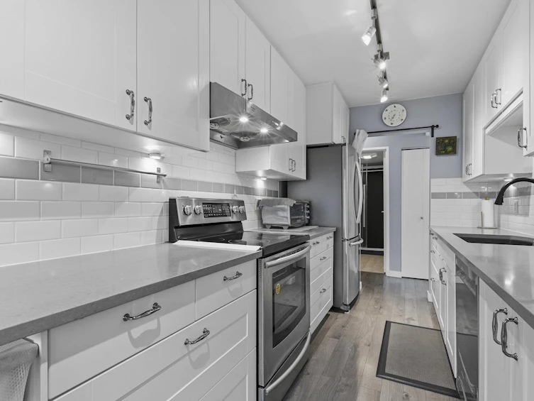 111-8740 No. 1 Road, Richmond, BC, V7C 4L5 - 2