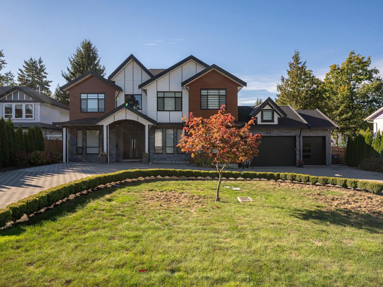 2301 153 Street, Surrey, BC, V4A 4R3