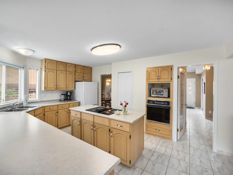 14076 86a Avenue, Surrey, BC, V3W 0V9 - 13