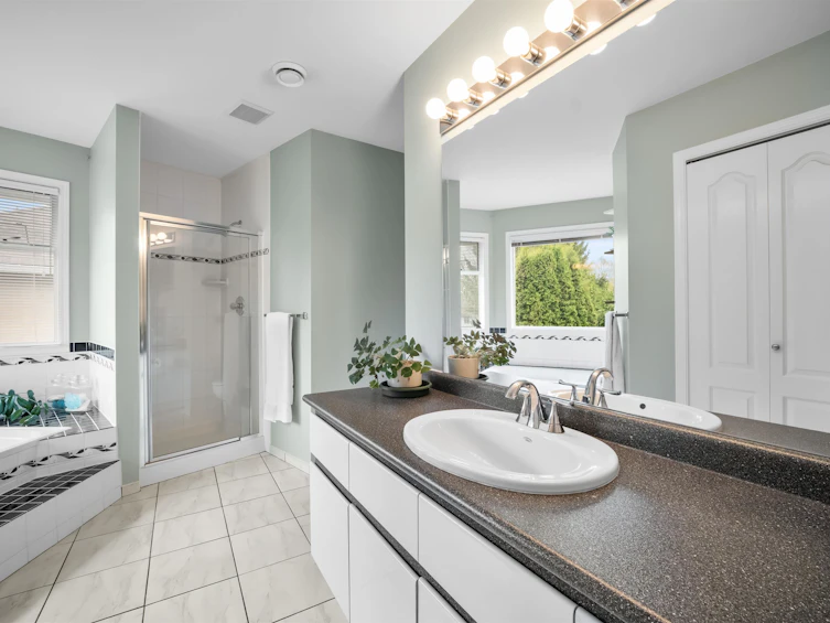 14076 86a Avenue, Surrey, BC, V3W 0V9 - 23