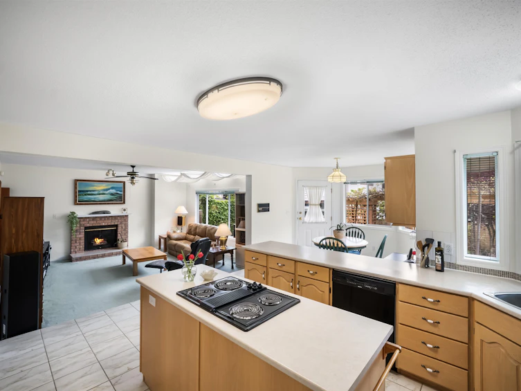 14076 86a Avenue, Surrey, BC, V3W 0V9 - 9