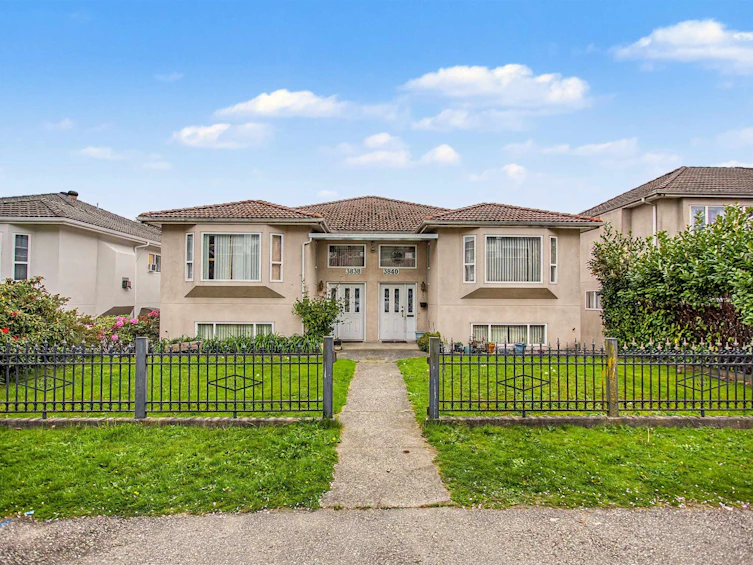 3840 Fraser Street, Vancouver, BC, V5V 4E2