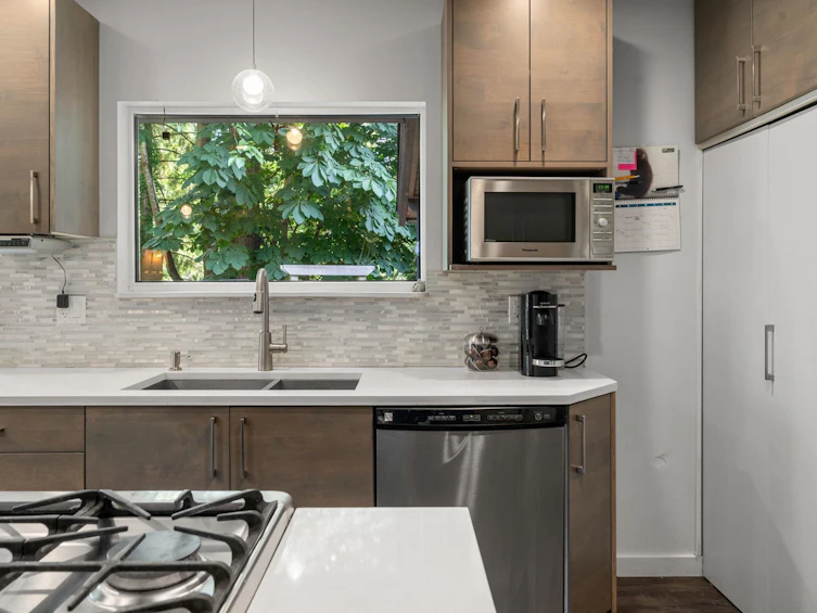 2010 Mackay Avenue, North Vancouver, BC, V7P 2M7 - 12