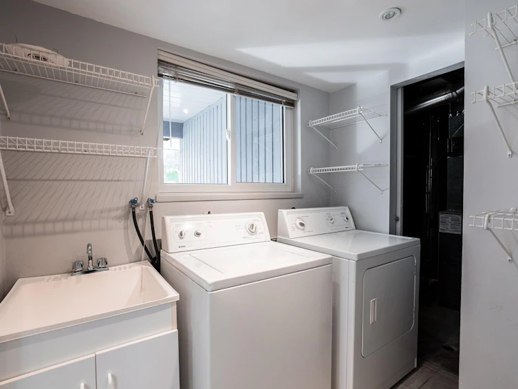 1298 Novak Drive, Coquitlam, BC, V3E 1W9 - 14