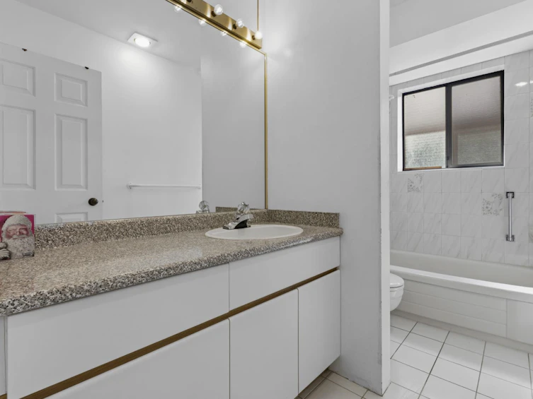 2778 E 47th Avenue, Vancouver, BC, V5S 1C5 - 26