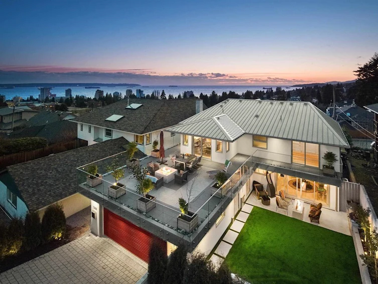 1388 21st Street, West Vancouver, BC, V7V 4B3