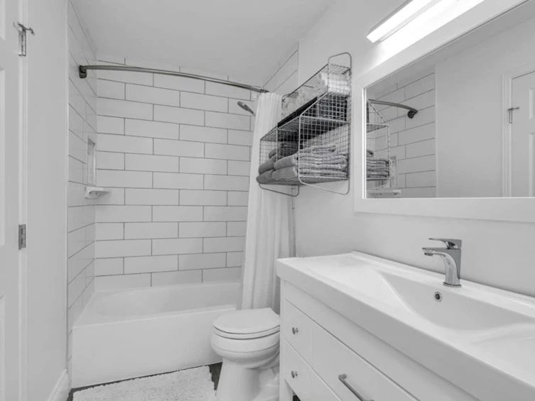 303-2525 Quebec Street, Vancouver, BC, V5T 4R5 - 20
