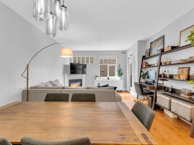 303-2525 Quebec Street, Vancouver, BC, V5T 4R5 - 13